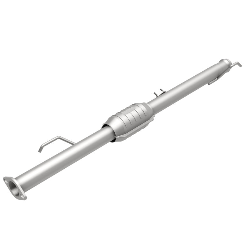 MagnaFlow Direct Fit Catalytic Converter 00-04 Tundra 3.4L rear OEM