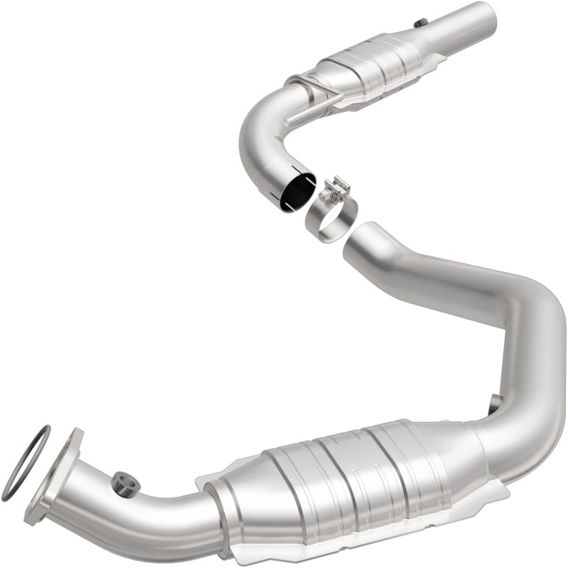 MagnaFlow Direct Fit Catalytic Converter 03-05 Express 2500 4.8L Driver Side