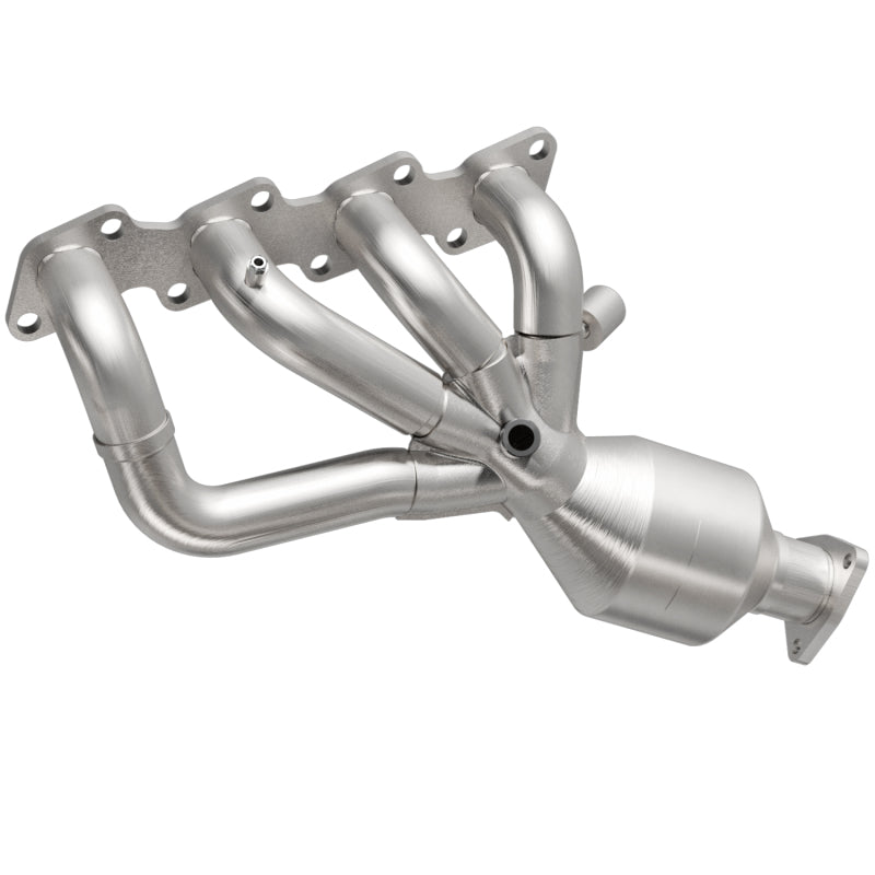 MagnaFlow Direct Fit Catalytic Converter 98-99 Nissan Frontier 2.4L