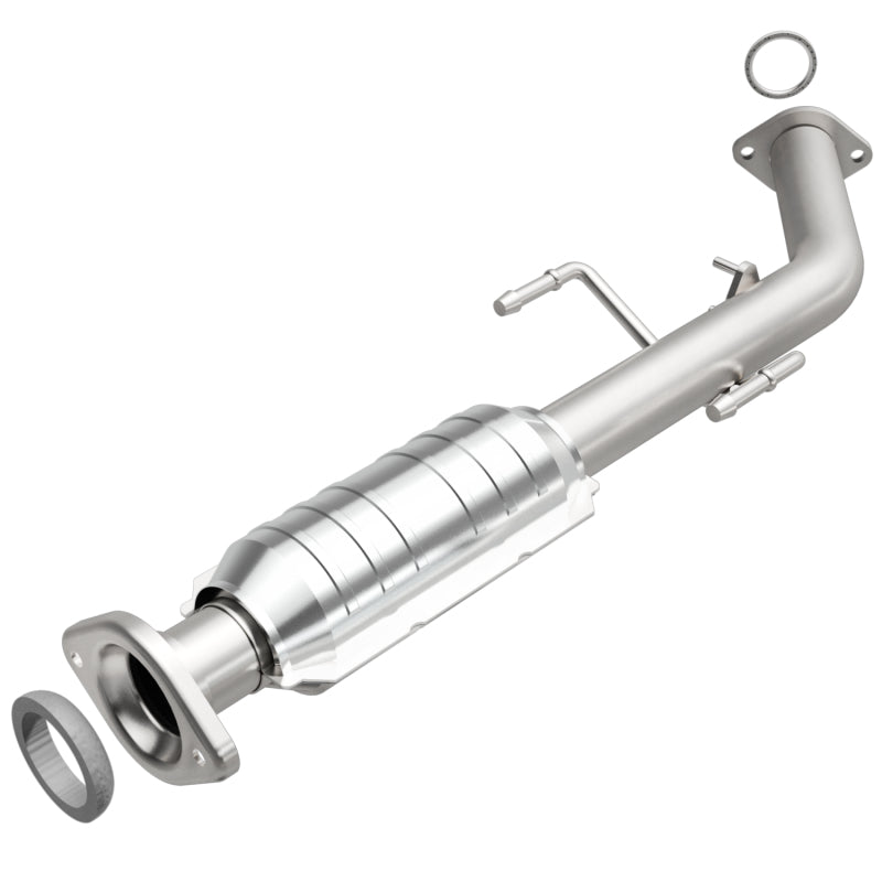 MagnaFlow Direct Fit Catalytic Converter 01-03 Toyota Sienna 3.0L