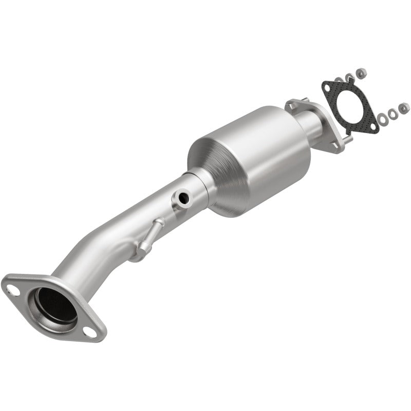MagnaFlow California Direct Fit Catalytic Converter 13-15 Nissan NV200 2.0L