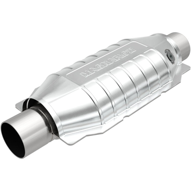 MagnaFlow Universal Catalytic Converter 2 Single O2 Boss