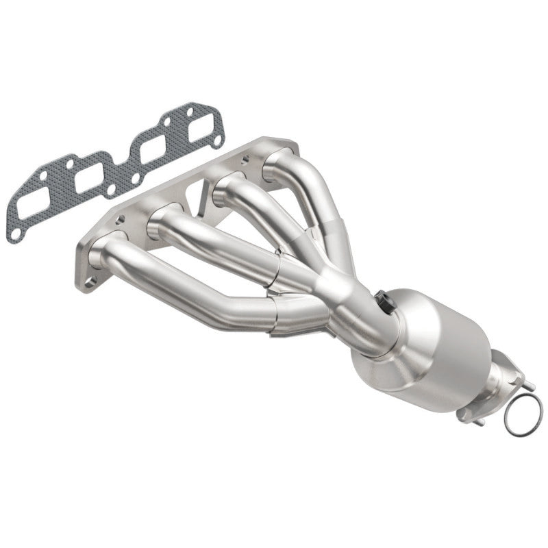 MagnaFlow Direct Fit Catalytic Converter 05-13 Nissan Frontier 2.5L