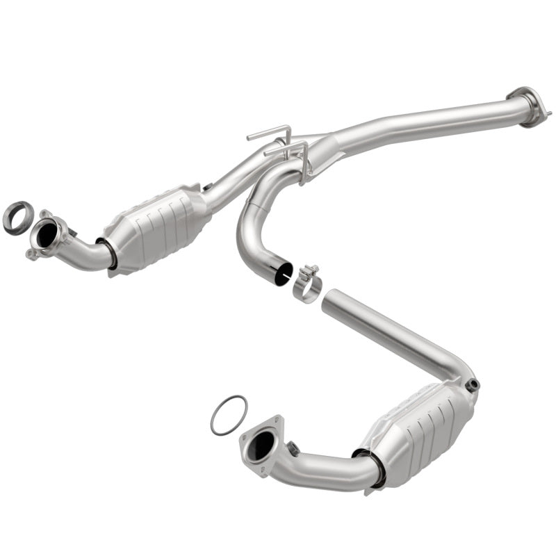 MagnaFlow Direct Fit Catalytic Converter 03- Chevy Express 4.3L/5.4L