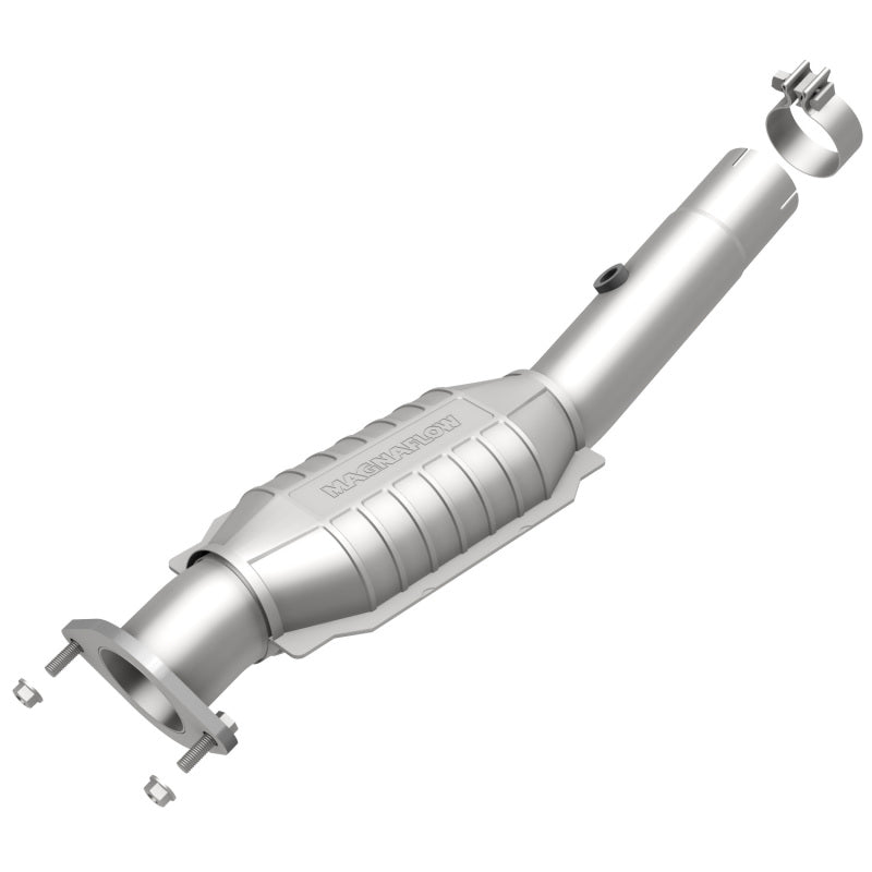 MagnaFlow Direct Fit Catalytic Converter GM 01-02 2500 Passenger Side 6L