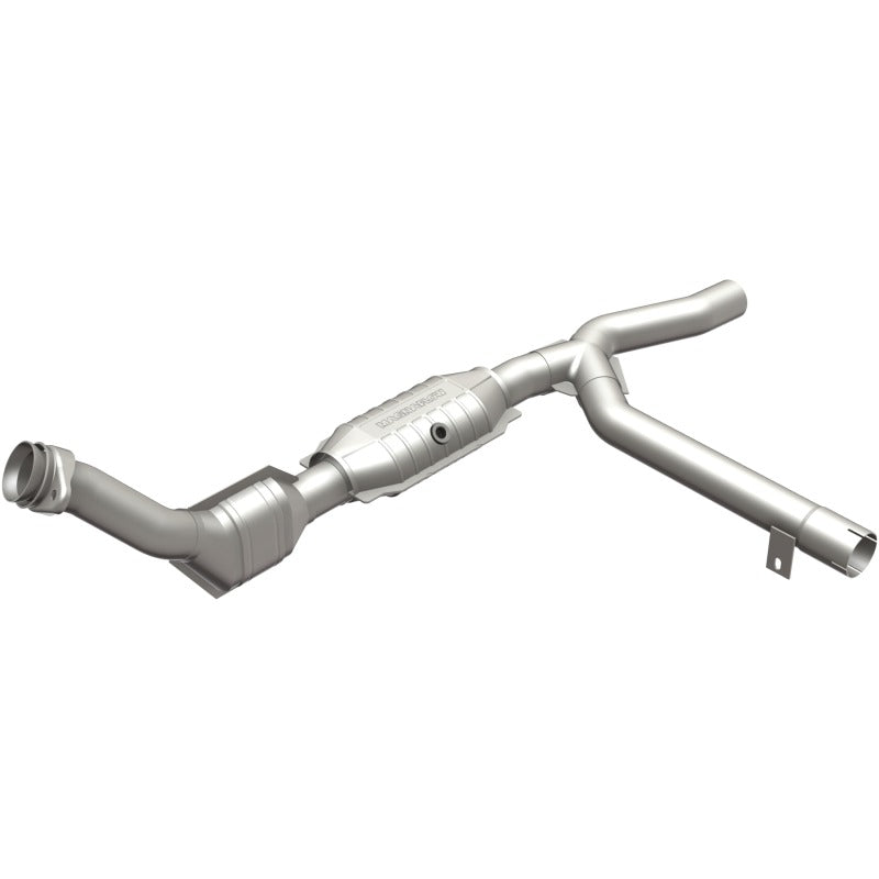 MagnaFlow Direct Fit Catalytic Converter 00-01 Ford F-150 4.6L 2wd