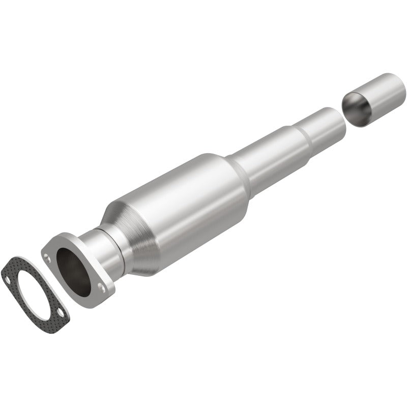 MagnaFlow Direct Fit Catalytic Converter 04-06 Mazda 3 2.0/2.3 Rear