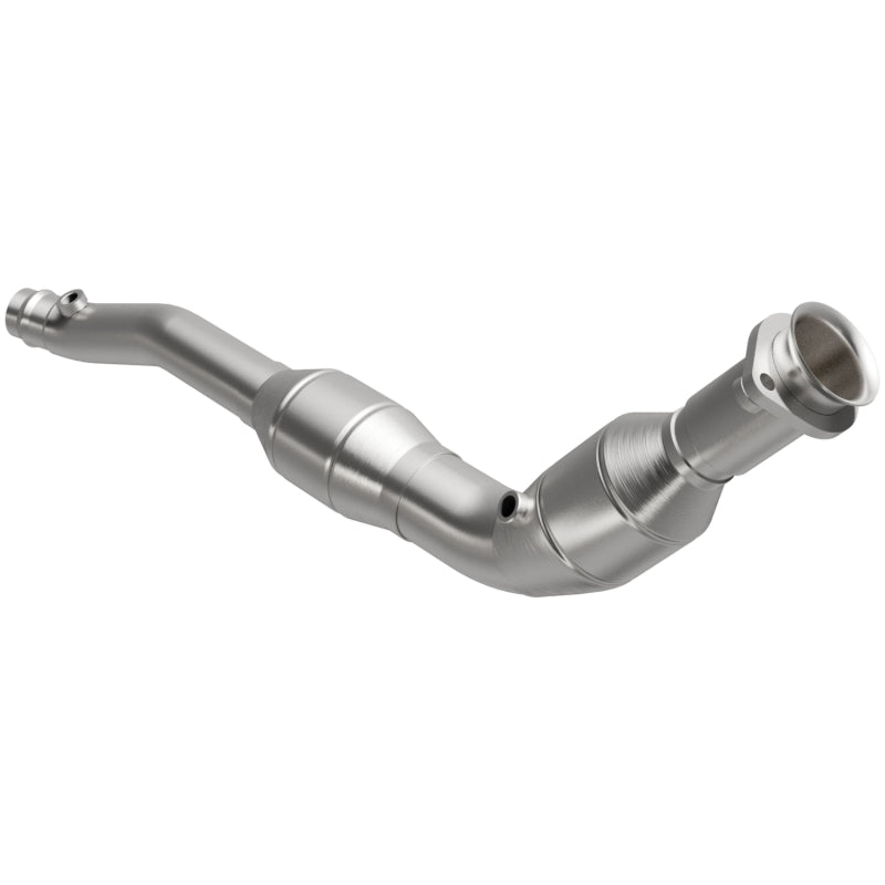 MagnaFlow Direct Fit Catalytic Converter 2014-2016 Land Rover LR4 V6 3 OEM Underbody