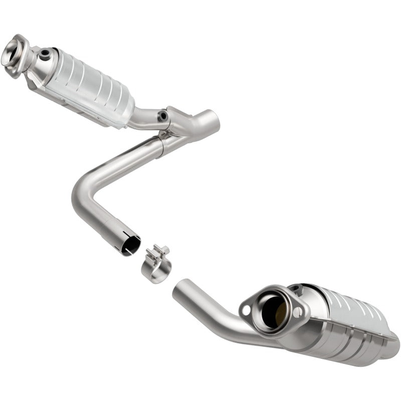 MagnaFlow Direct Fit Catalytic Converter 05-06 Dodge Durango V6/V8
