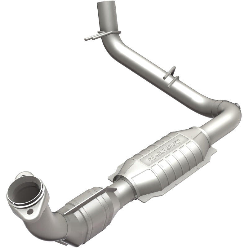 MagnaFlow Direct Fit Catalytic Converter 98 Ford Expedition 5.4L