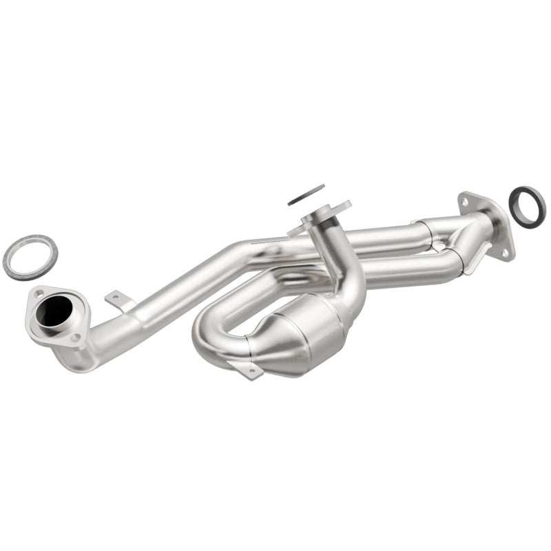 MagnaFlow Direct Fit Catalytic Converter 01-03 Toyota Sienna 3.0L
