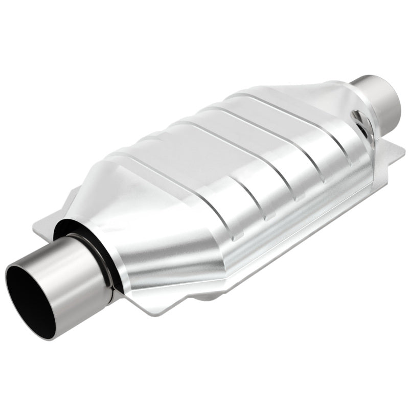 MagnaFlow Universal Catalytic Converter 3 W/O2 Boss