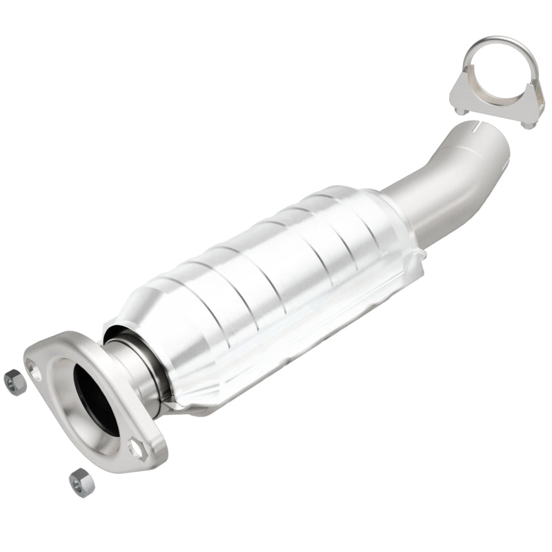 MagnaFlow Direct Fit Catalytic Converter 04 Toyota Sienna 3.3L
