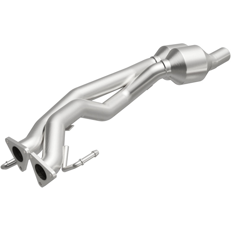 MagnaFlow Direct Fit Catalytic Converter 07-09 Audi Q7 3.6L Manifold