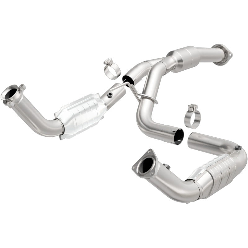 MagnaFlow Direct Fit Catalytic Converter 11-13 Chev Silverado 2500 HD/3500 HD 6.0L