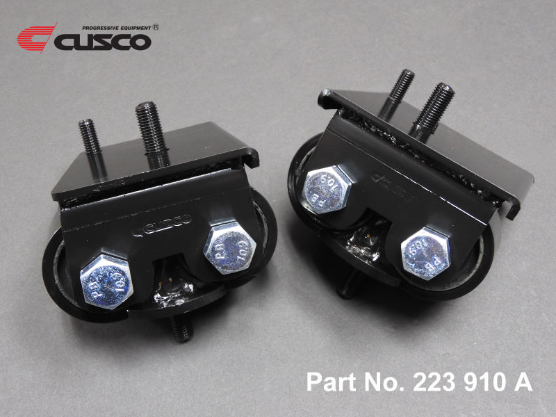 Cusco Nissan 240SX/Silvia (S13/S14/S15) OEM Shape (HD Rubber) Engine Mount Set (2 pcs)