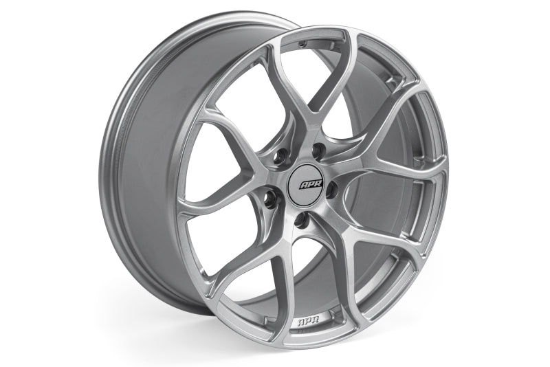 APR A01 Flow Formed 18x8.5 / 5x112 / ET45 / 66.5mm Bore / Hyper Silver Wheel
