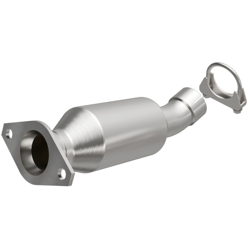 MagnaFlow Direct Fit Catalytic Converter 12-16 Toyota Prius C 1.5L