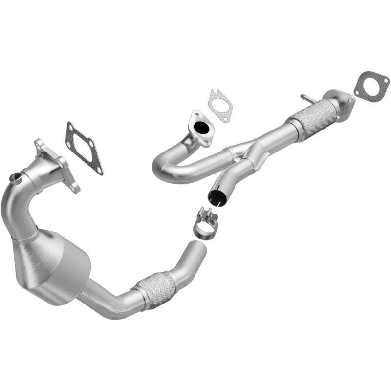 MagnaFlow Direct Fit Catalytic Converter 2010-2011 SRX 3 L Underbody