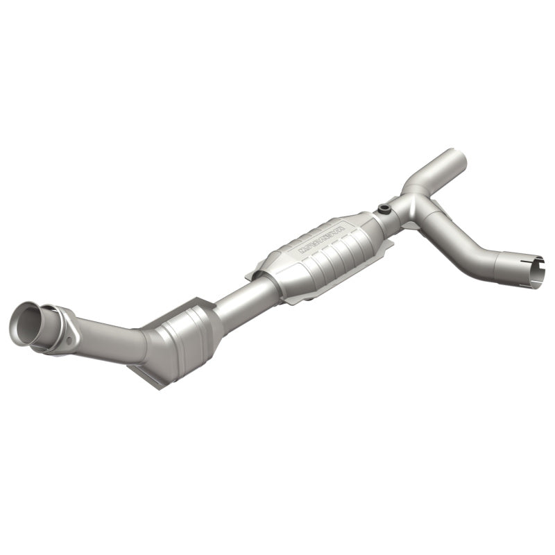 MagnaFlow Direct Fit Catalytic Converter 01-03 Ford E150 4.2L P/S