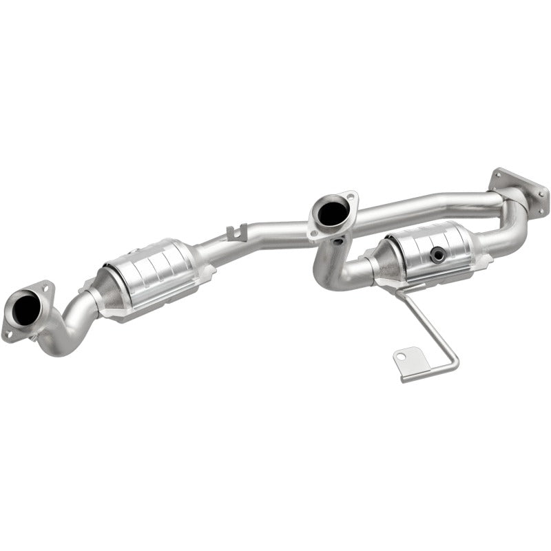 MagnaFlow Direct Fit Catalytic Converter 01-03 Windstar 3.8 OEM