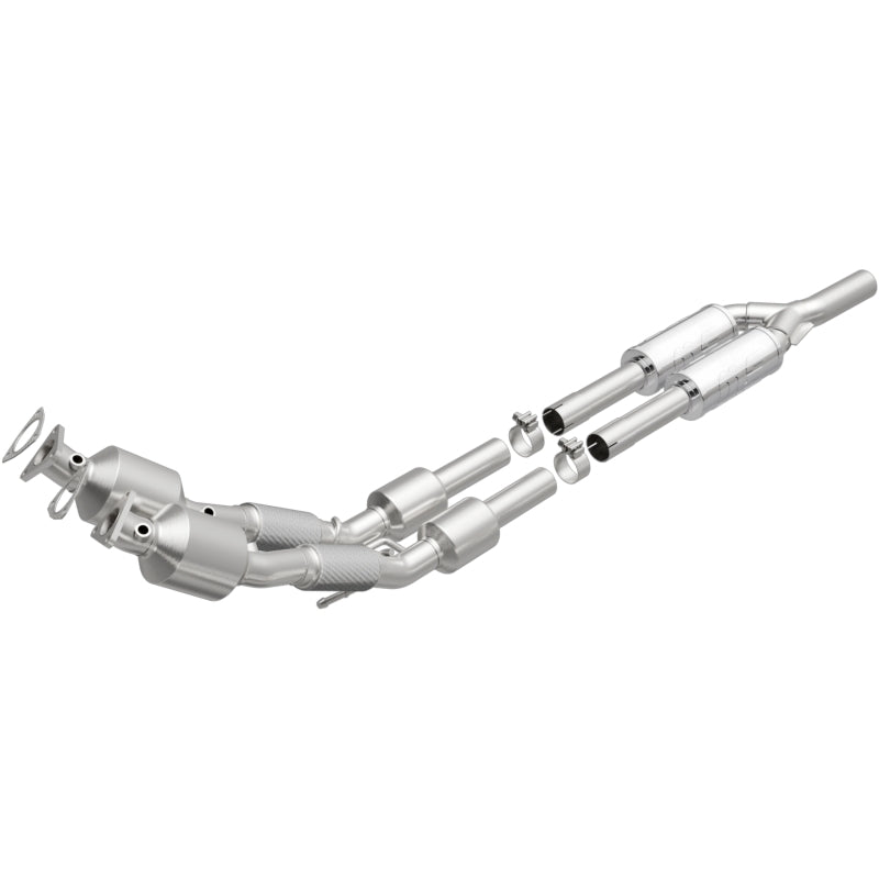 MagnaFlow Direct Fit Catalytic Converter 2012-2015 Passat (B7) 3.6L V6 OEM Grade