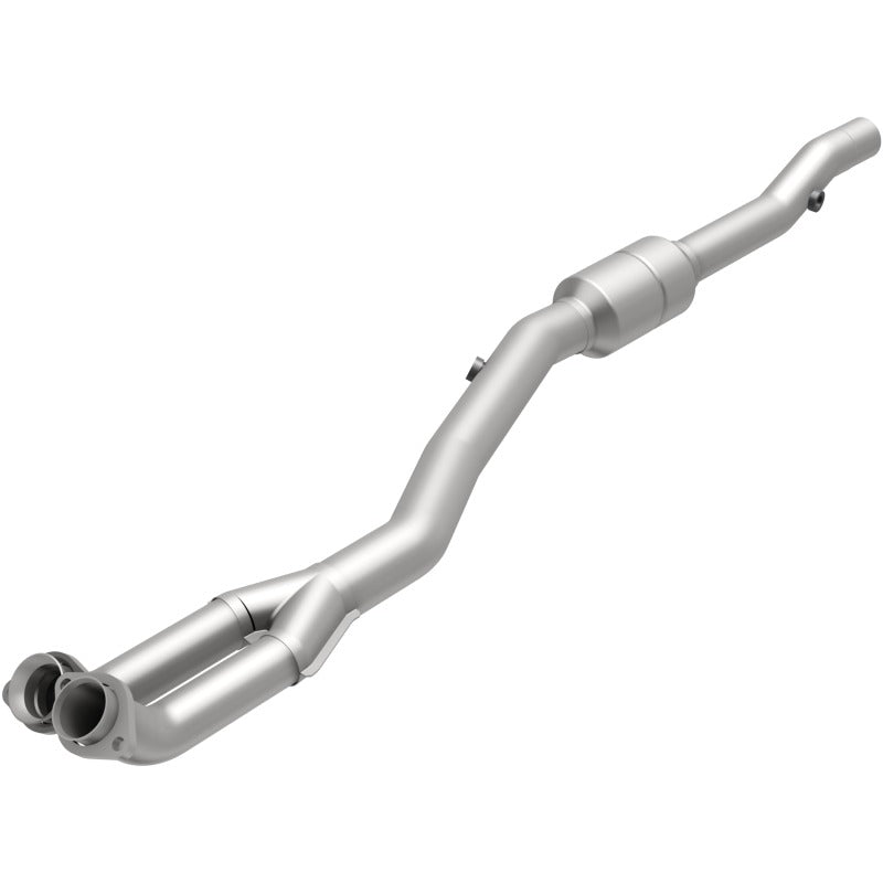 MagnaFlow Direct Fit Catalytic Converter 96-97 BMW 840 4.4L Driver Side