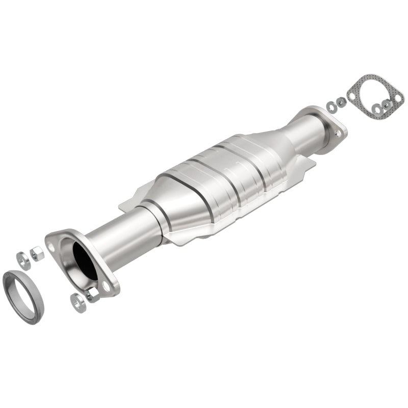 MagnaFlow Direct Fit Catalytic Converter 01-02 Montero 3.5L Rear