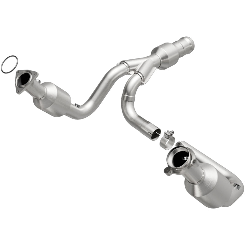 MagnaFlow Direct Fit Catalytic Converter 2015 GMC Yukon XL V8 6.2L