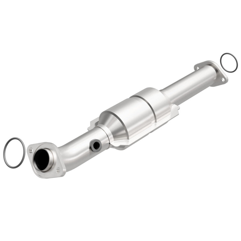 MagnaFlow Direct Fit Catalytic Converter 05-09 Toyota Tacoma 4.0L P/S Rear