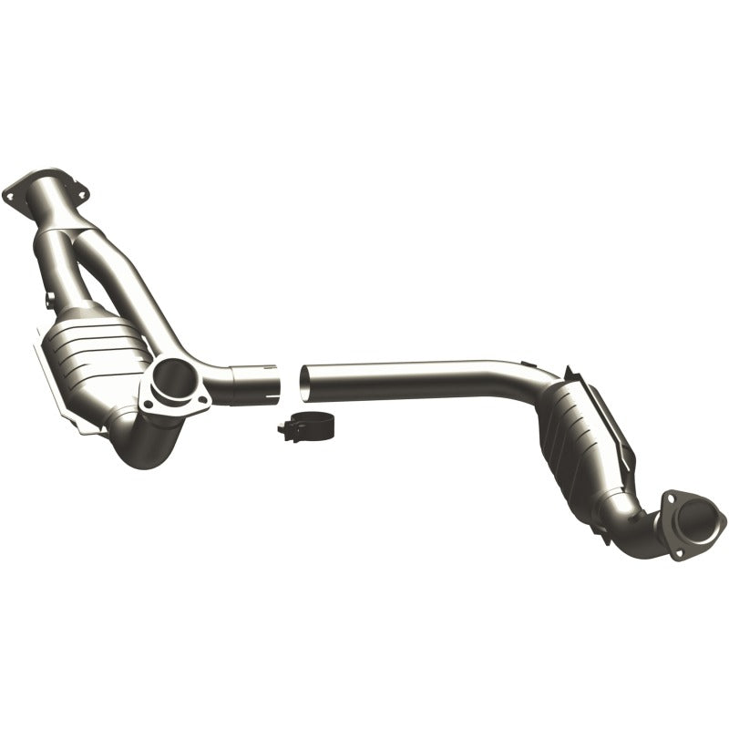 MagnaFlow Direct Fit Catalytic Converter 00-01Tahoe/Yukon V8 5.7L