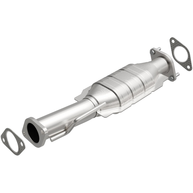 MagnaFlow Direct Fit Catalytic Converter 09-11 GMC Acadia 3.6L