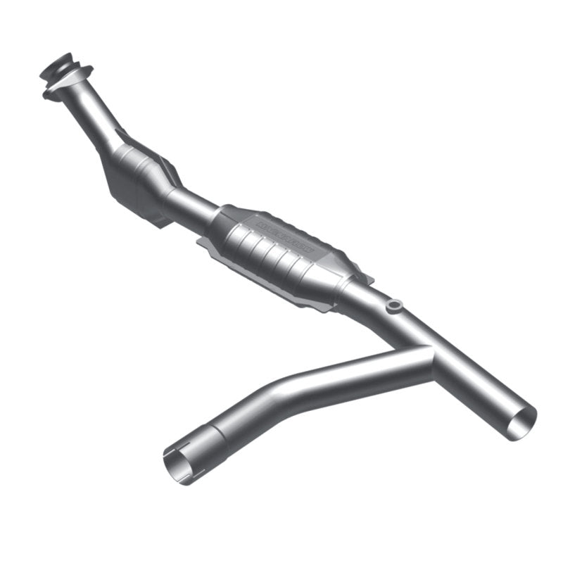 MagnaFlow Direct Fit Catalytic Converter 97-98 E150/E250 4.2L PS