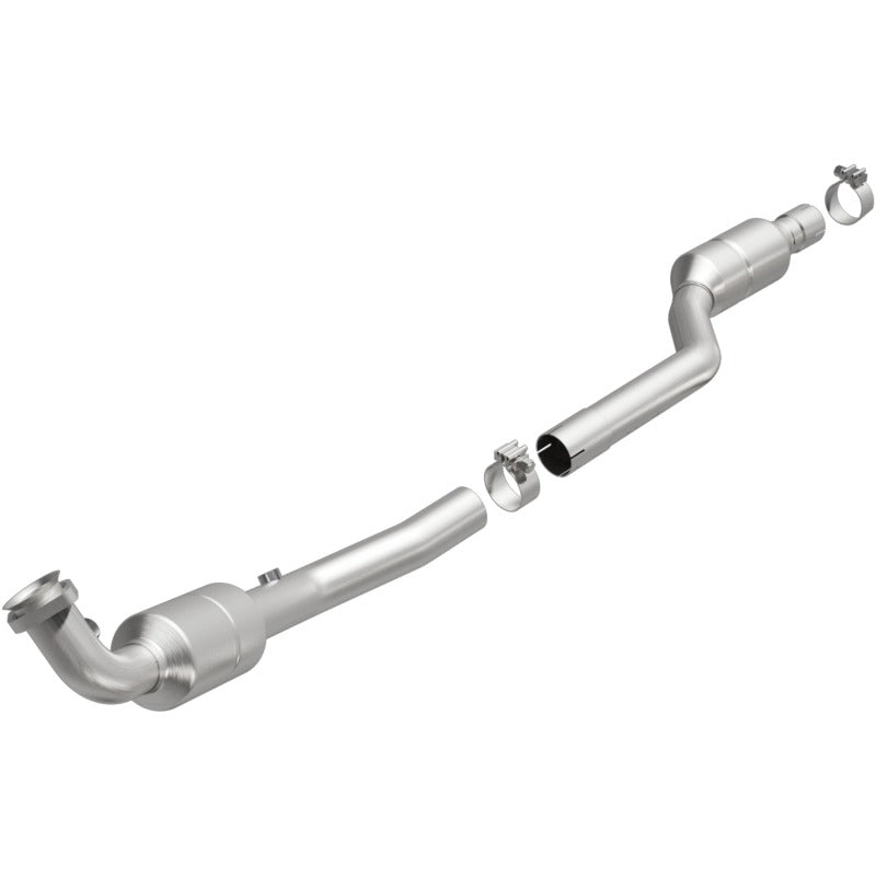 MagnaFlow Direct Fit Catalytic Converter 03-06 Mercedes SL500 5L Driver Side
