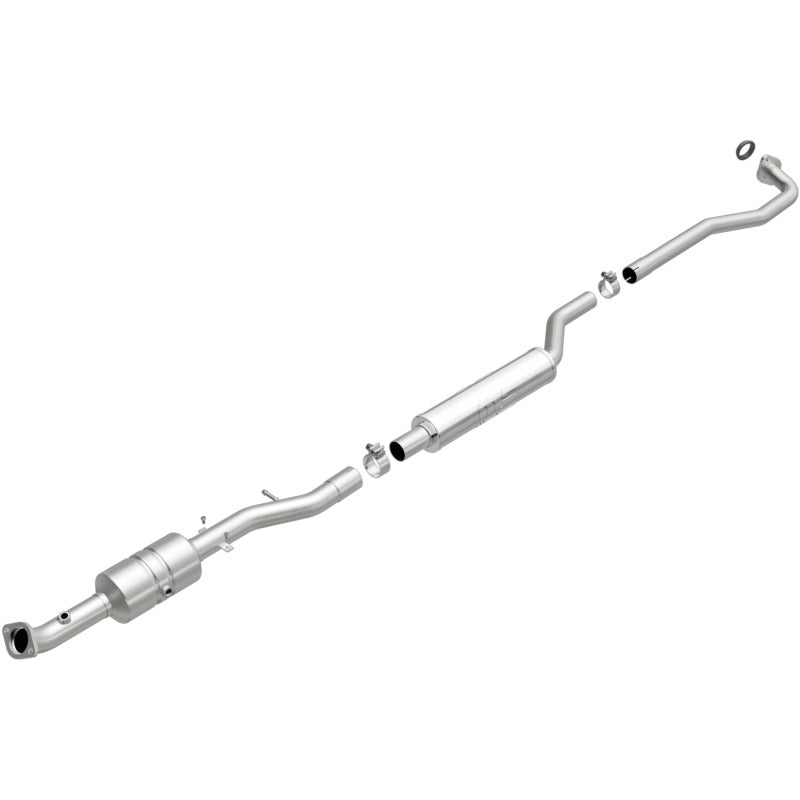 MagnaFlow Direct Fit Catalytic Converter 2008-2009 OUTLANDER 2.4 L Underbody
