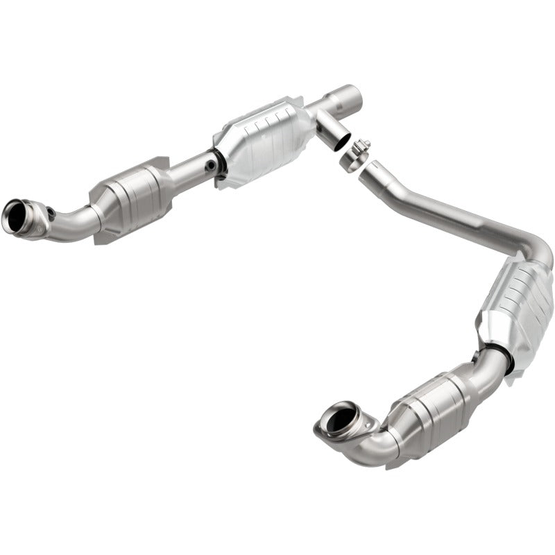 MagnaFlow Direct Fit Catalytic Converter 06 Ford E350 Van 5.4L