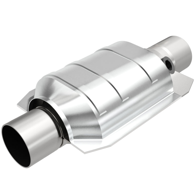 MagnaFlow Universal Catalytic Converter 2.5 W/Single O2 Boss