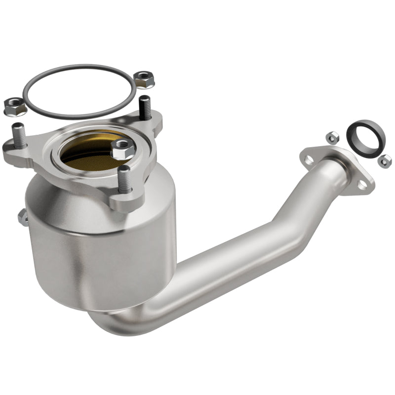 MagnaFlow Direct Fit Catalytic Converter 04-06 Suzuki Aerio 2.3L (CA Emissions)