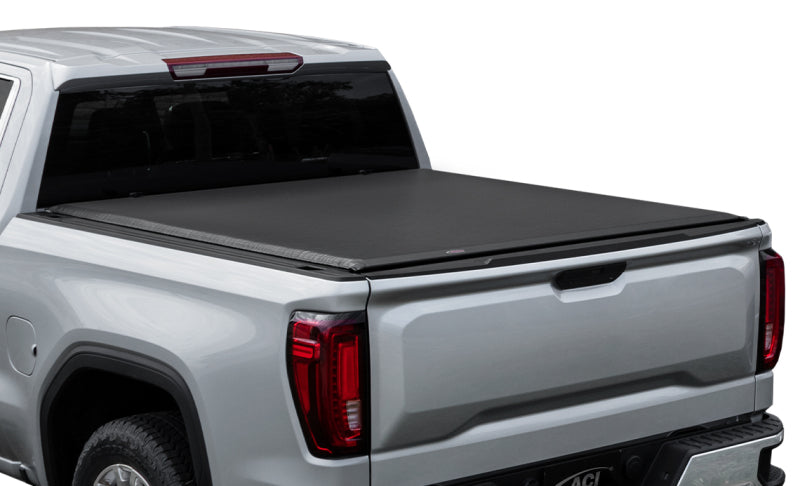 Access Lorado 2024 Toyota Tacoma 5ft Bed Lorado Roll-Up Bed Cover